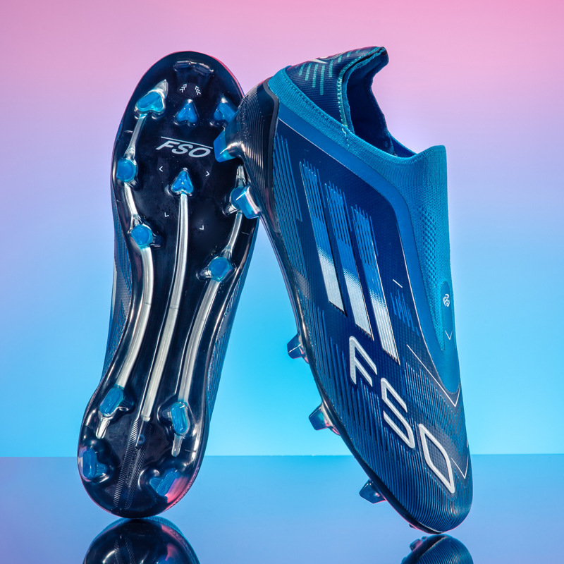 Zapatos de Fútbol de Corte Bajo F50 de TPU y Caucho Transpirable para Césped Artificial