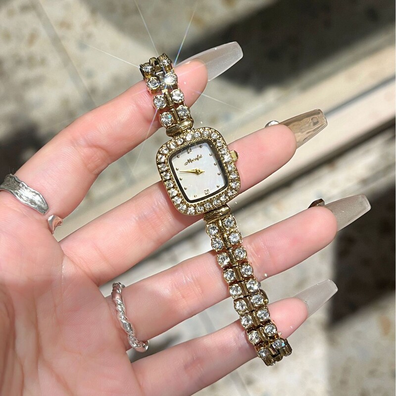 Bujiada Douyin New Small Golden Spike Mermaid Square Women's Watch Accessible Luxury Watch Women's Customization