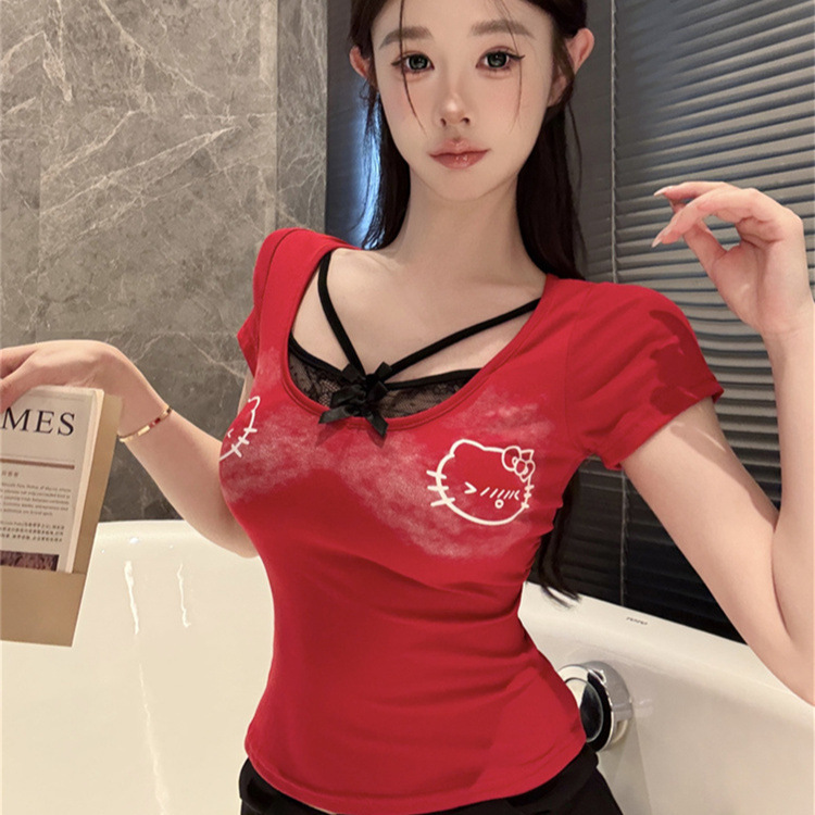 Fake Two-Piece Lace Red Short-Sleeved T-Shirt for Women in Summer Pure Lust Sexy Sexy V-Neck Short Top Unique and Beautiful