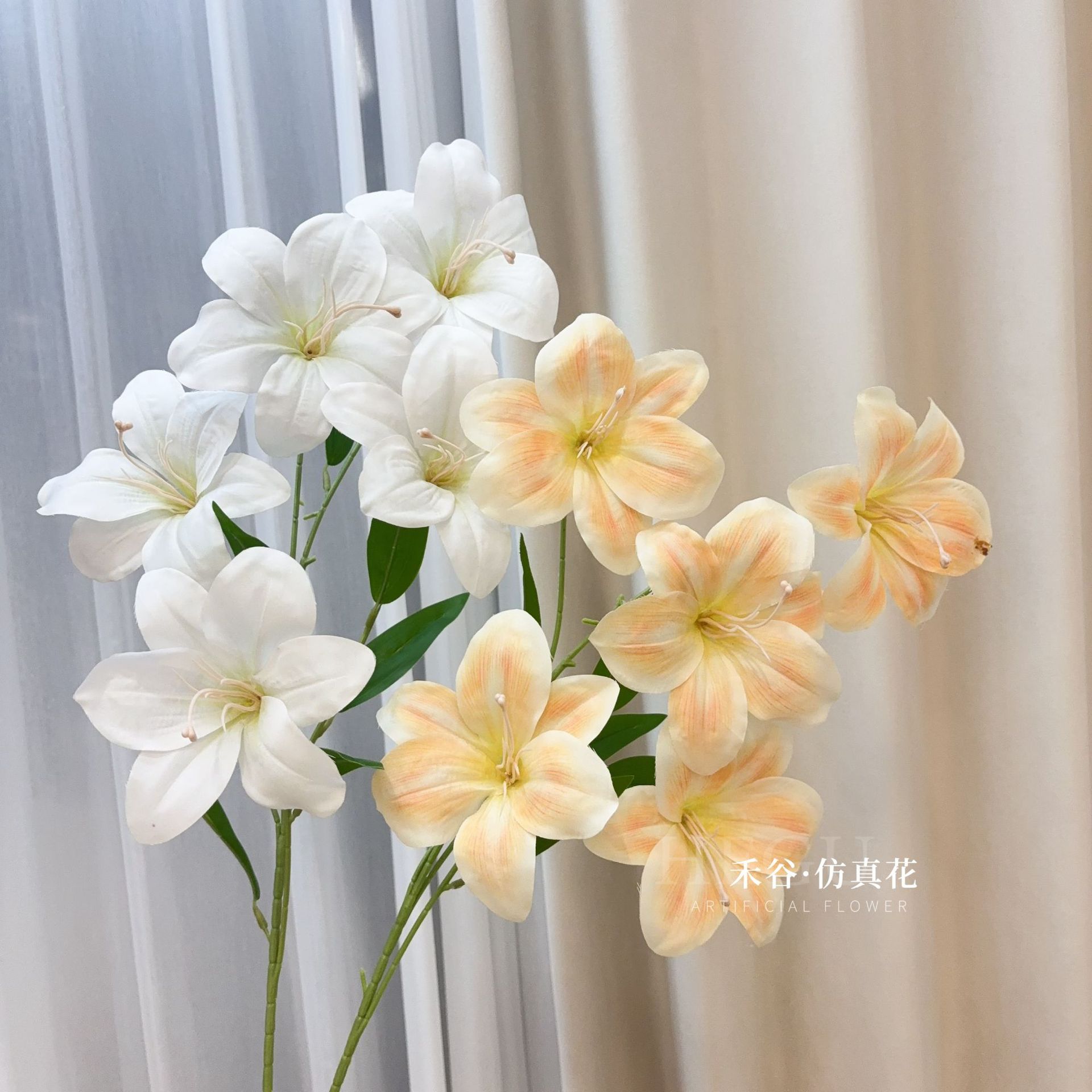 Little Lily Artificial Flower Daylily Lily Soft Decoration Wedding Flower Arrangement Floral Landscaping Fake Flower Artificial Flower Decoration