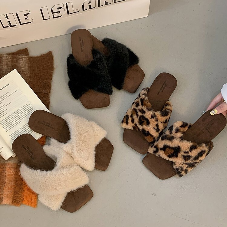 Trendy Furry Slippers for Women, Outdoor Wear, Autumn 2025, Mink Fur Cross-Strap Flat Casual Cotton Slippers, Lazy Half-Slippers Trendy Furry Slippers for Women, Outdoor Wear, Autumn 2025, Mink Fur Cross-Strap Flat Casual Cotton Slippers, Lazy Half-Slippers