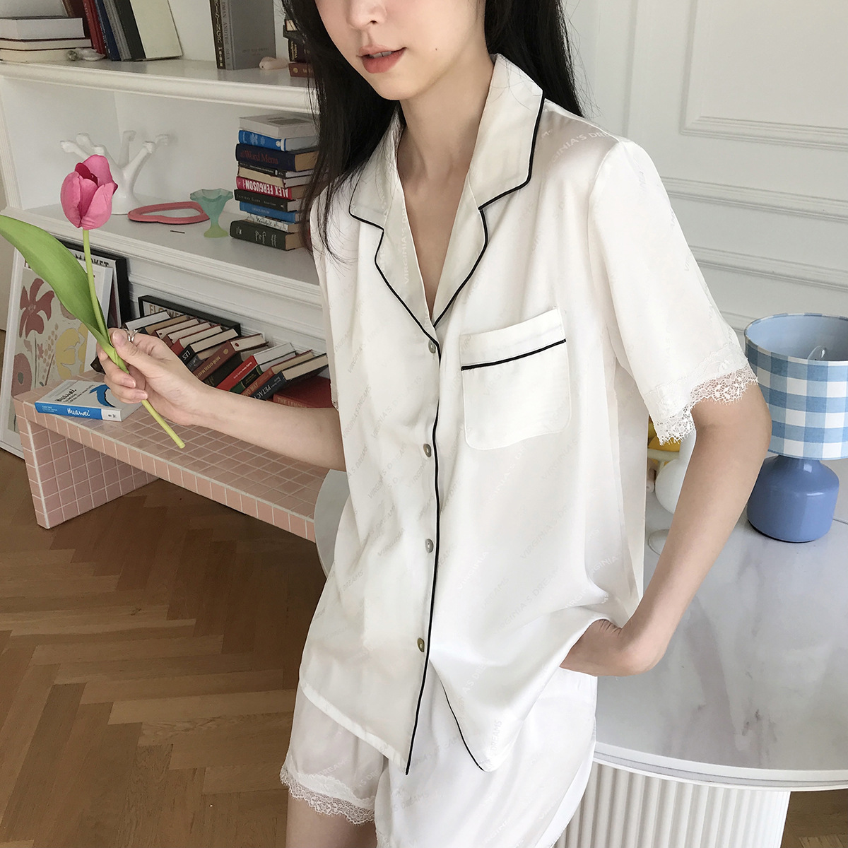 리틀 레드 북 추천 아이스 실크 편지 자카드 반팔 반바지 파자마 여성 세트 실크 커플 홈웨어 남성