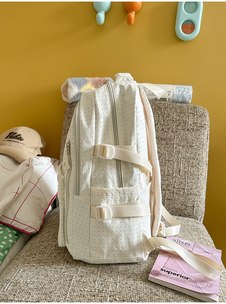 Herbst-Neukollektion Cartoon niedliche hochwertige Nylon großvolumige Rucksack für Schüler der Mittel- und Oberstufe Damen Pendler Doppelschulter-Rucksack