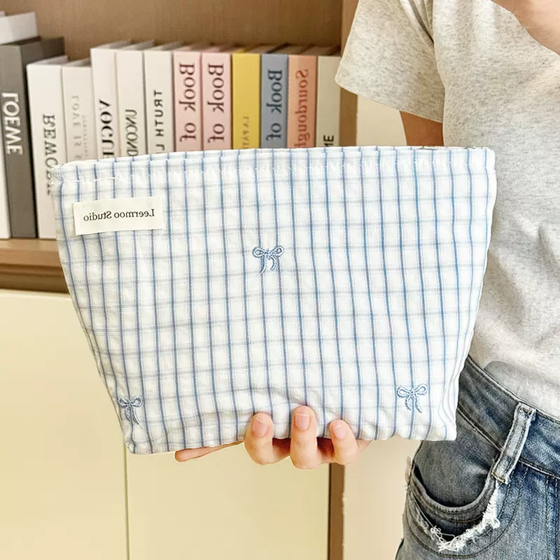 小众高颜值小清新格子刺绣化妆包旅行便携手提化妆品护肤品收纳包