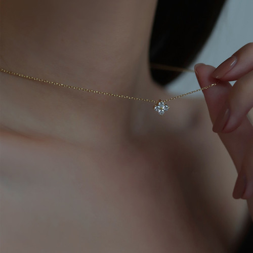 Onina Japanese S925 sterling silver plated 14K gold inlaid zircon necklace flash diamond four-leaf clover versatile clavicle chain for women