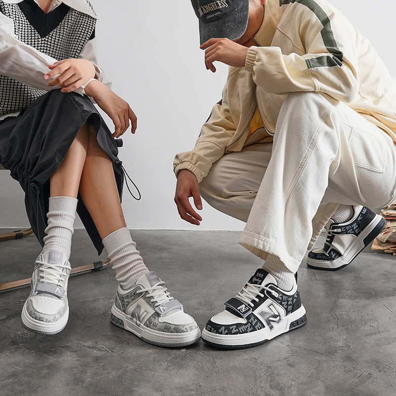 Giày sneaker unisex cổ thấp phong cách thể thao đường phố đế dày — 598-2 Trắng Đen