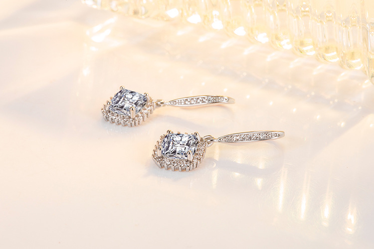 Retro Rhombus Copper Drop Earrings Plating Zircon Copper Earrings 1 Pair