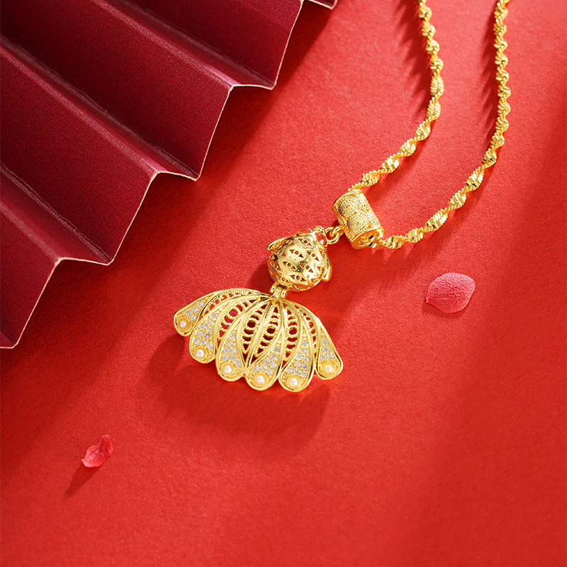 Colgante de pescado con incrustaciones de oro de lujo Vietnam arena oro moda estilo antiguo collar de mujer de alto grado colgante hueco todo a juego suministro de fábrica