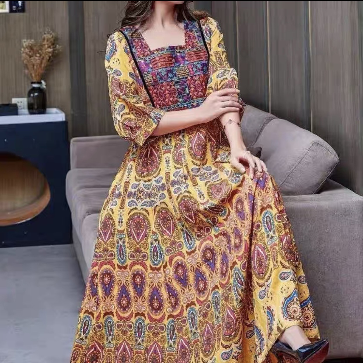 Langes, ausgestelltes, besticktes Kleid im Bohemian-Ethno-Stil für Reisefotografie – Großhandel_voghion.com
