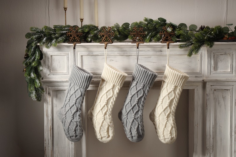 Forniture per ciondoli decorativi in filato da regalo fai da te lavorate a maglia, grande sacchetto per caramelle, doppio set di calzini di Natale a forma di diamante_voghion.com