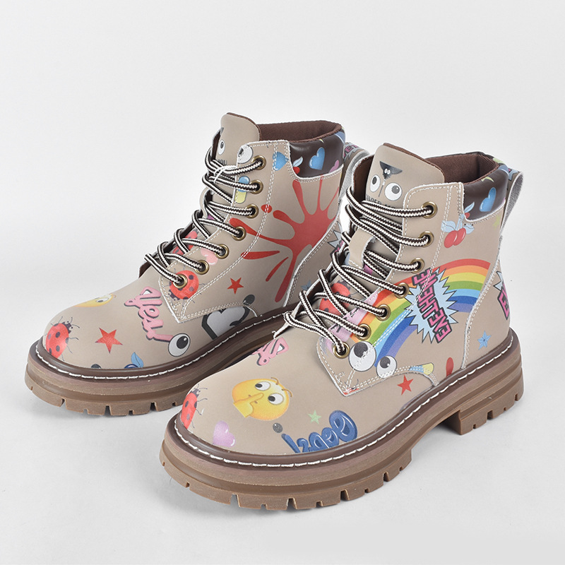 Zapatos altos de las mujeres europeas y americanas Martin botas 2023 nuevo nicho graffiti Otoño e Invierno zapatos casuales suela gruesa altura creciente botines