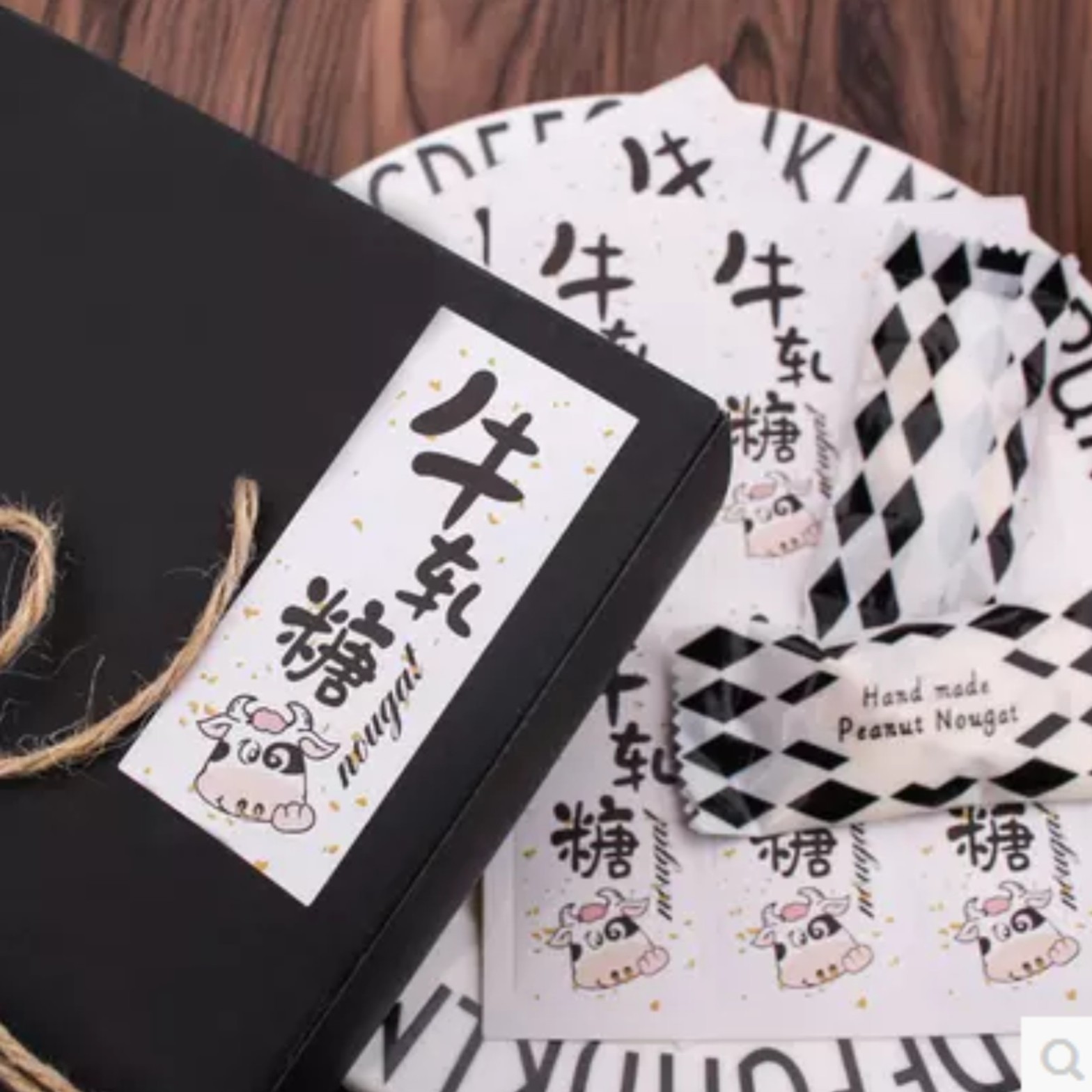 高档牛轧糖贴纸食品包装盒装饰贴烘焙包装盒不干胶封口贴6枚批发