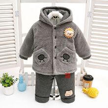 �������¼Ӻ�ӽq���b�냺�·����b0-2�qСͯ���\�⴩��ů�޷�