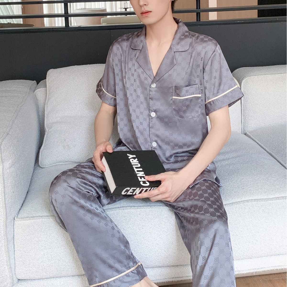 2025 New Summer Ice Silk Pajamas for Men Internet Celebrity Large Size Ice Silk Short-Sleeved Outer Wear Suit Korean Style Men's Home Clothes