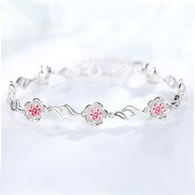 �ѻ����Ů�nϵ�|�۾W�t�廨����������С�Ʒ�����Ů�ѶY�����l