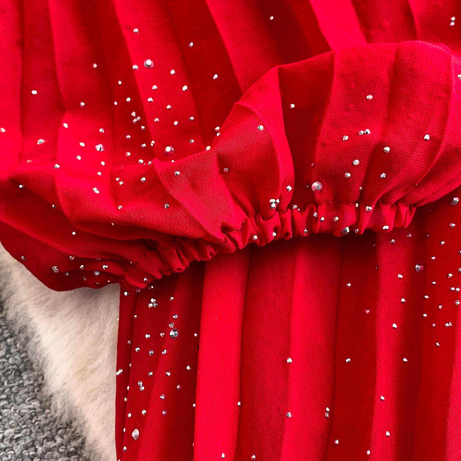 Women's French Style Light Luxury Sparkly Rhinestone round Neck Long Sleeve Dress Summer Slimming Pleated Long Skirt_ecoleips.com