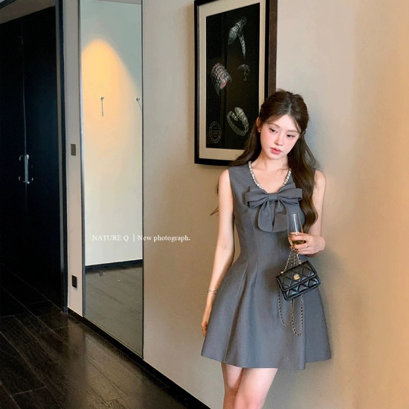 Yang Xiaolian Miu Sweet Girl Bow V-Neck Waist Dress Summer Short French Style Birthday Dress