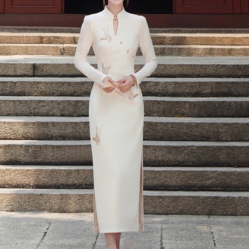 红色新中式改良旗袍裙子女2025早秋订婚长袖提花针织收腰连衣裙潮|undefined