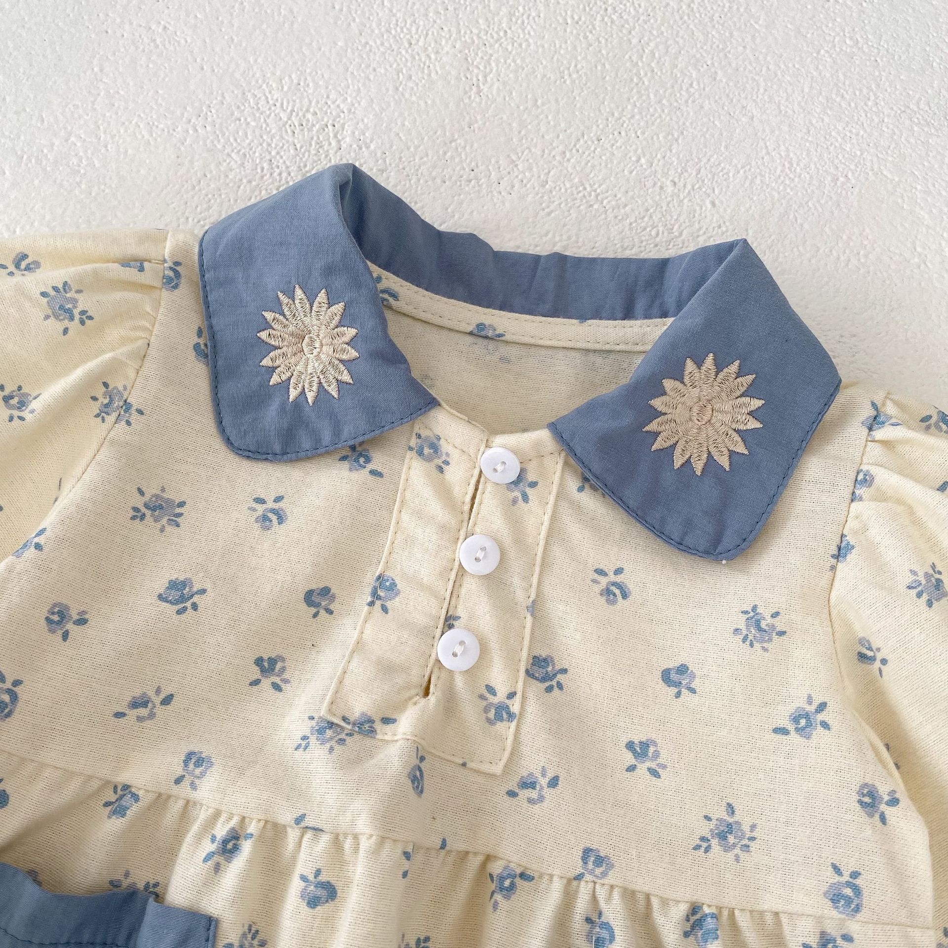 INS 2024 Autumn Infant and Girl Baby Floral Contrast Collar Embroidered Long Sleeves Yi Ha Skirt Bag Butt jumpsuit_voghion.com