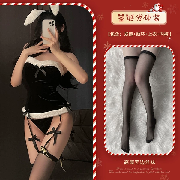 Black bunny girl + matching socks