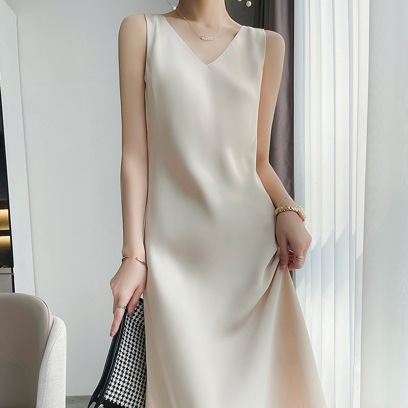 Spring and Summer High-end Simple Slip Dress Women's Acetic Acid French Midi Dress Sleeveless Sleeveless Top Dress Trendy Spring and Summer High-end Simple Slip Dress Women's Acetic Acid French Midi Dress Sleeveless Sleeveless Top Dress Trendy