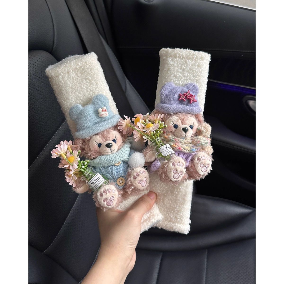 Autumn and winter car seatbelt shoulder pad, car protective cover, anti-neck strangulation, essential car accessory for new cars, car interior decoration for girls