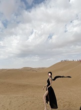 沙漠度假裙拍照好看的黑色旅游裙子海边连衣裙夏季沙滩裙女超仙