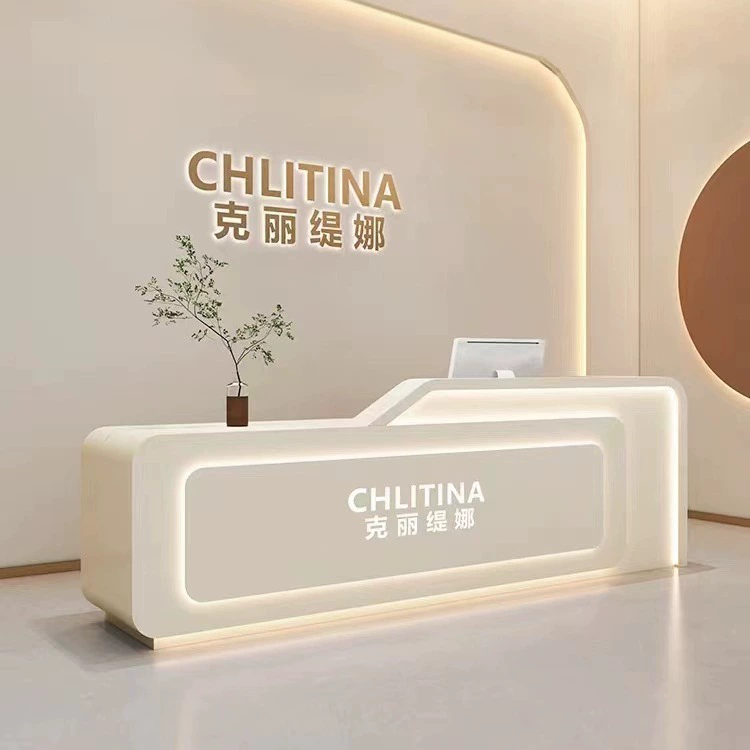 Краска салона красоты Стойка кассовый магазин одежды Круглый дуговой угловой барный стол Простой современный стойка регистрации компании