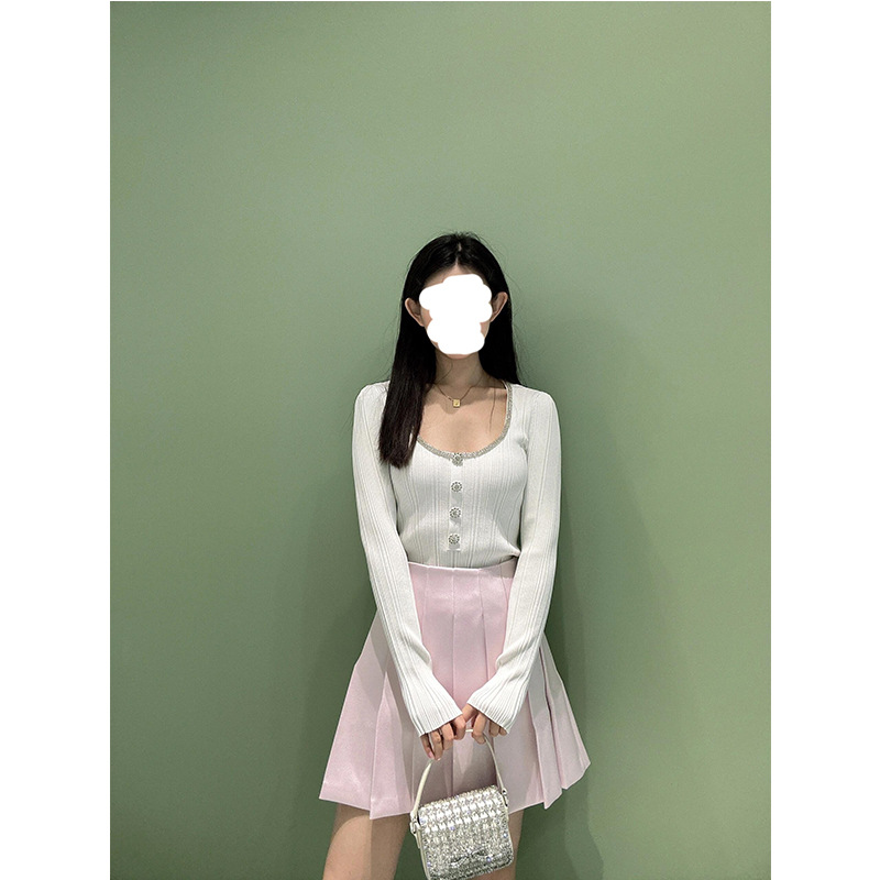 英杰2024SP早秋新款气质经典百搭黑白钻饰修身针织长袖上衣240210