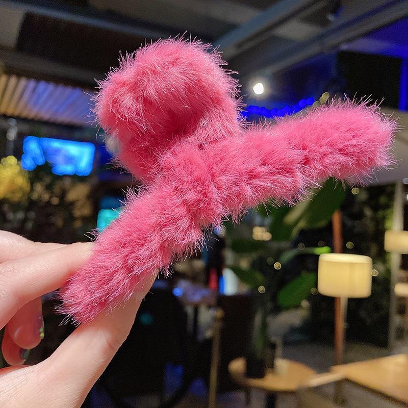 Clip de pelo de peluche cuchara trasera clip de pelo grande clip de otoño e invierno nuevo clip de pelo clip de tiburón clip tocado para las mujeres