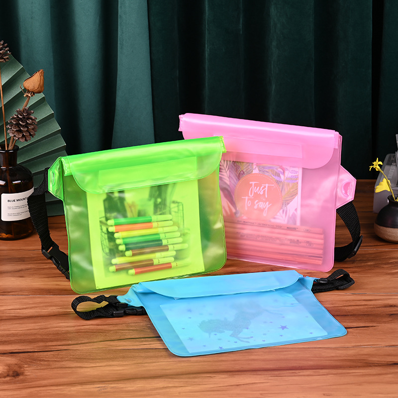 厂家直供PVC镭射袋学生果冻购物防水腰包透明塑料手提袋定制logo