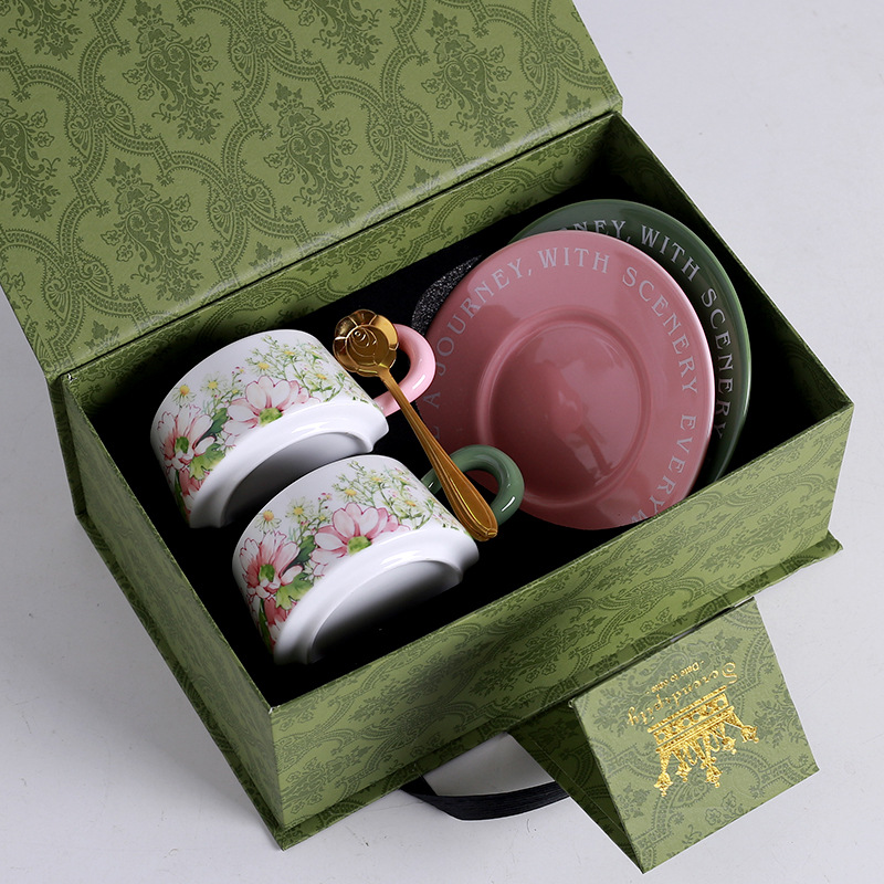 (Color mezclado) Caja de regalo de taza y disco de margarita