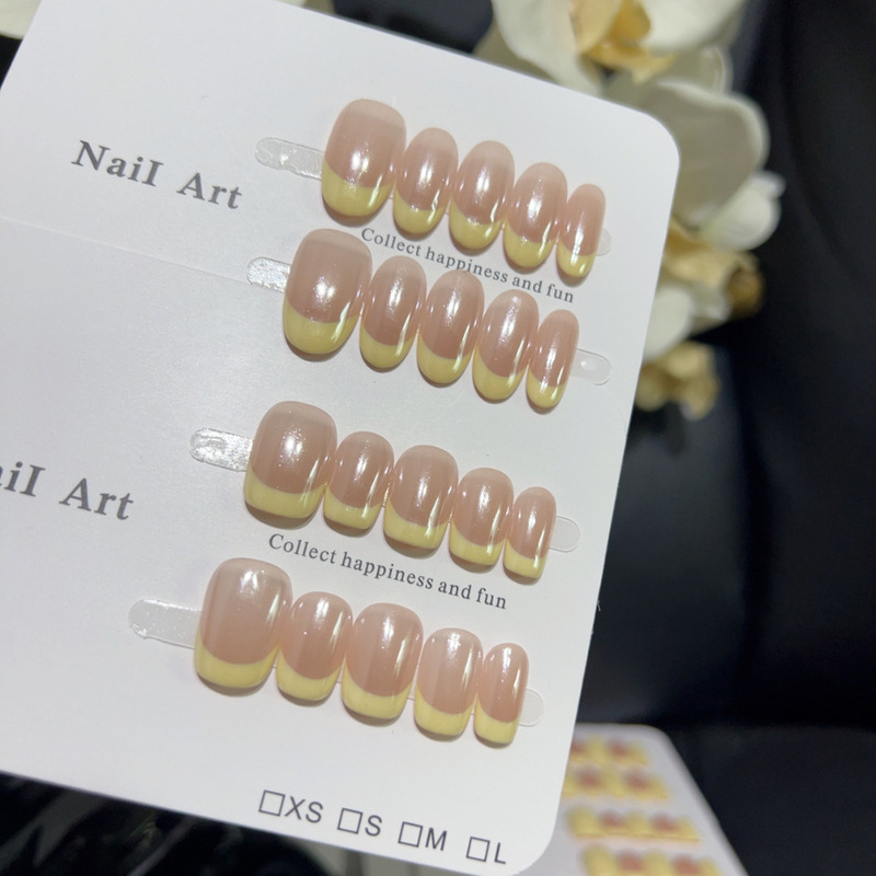 【Haili French Yellow】Milk Yellow Aurora Gradient Simple French Exquisite Handmade Wearable Nail Art Wholesale