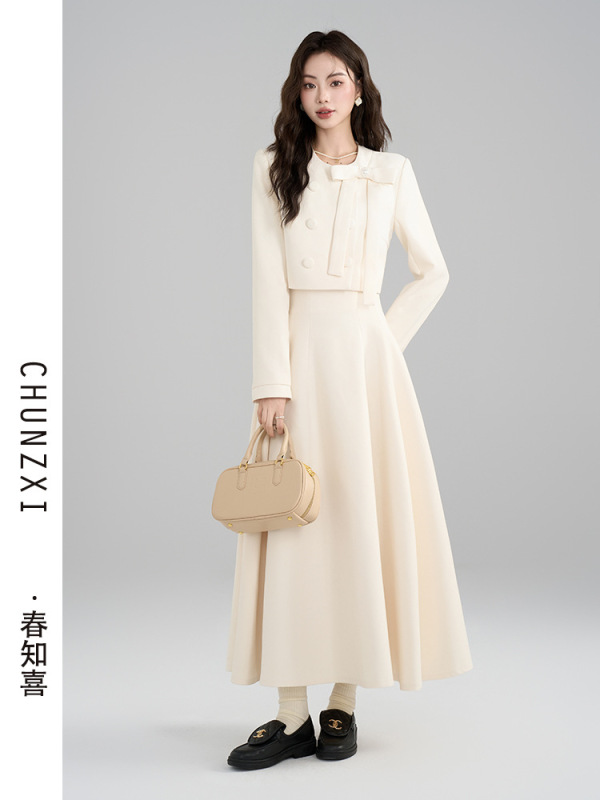 春知喜法式富家千金小香风套装女秋冬新款蝴蝶结外套半身裙两件套|undefined