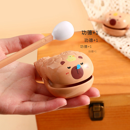 Creative emotional stability, Buddhist kapibala wooden fish ornaments, decompression toys, couple cartoon small gifts wholesale