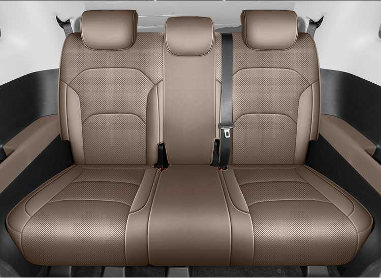 2026 Wuling Starlight 560 seat covers, new energy vehicle seat cushions, all-inclusive, four-season universal, perforated leather seat covers