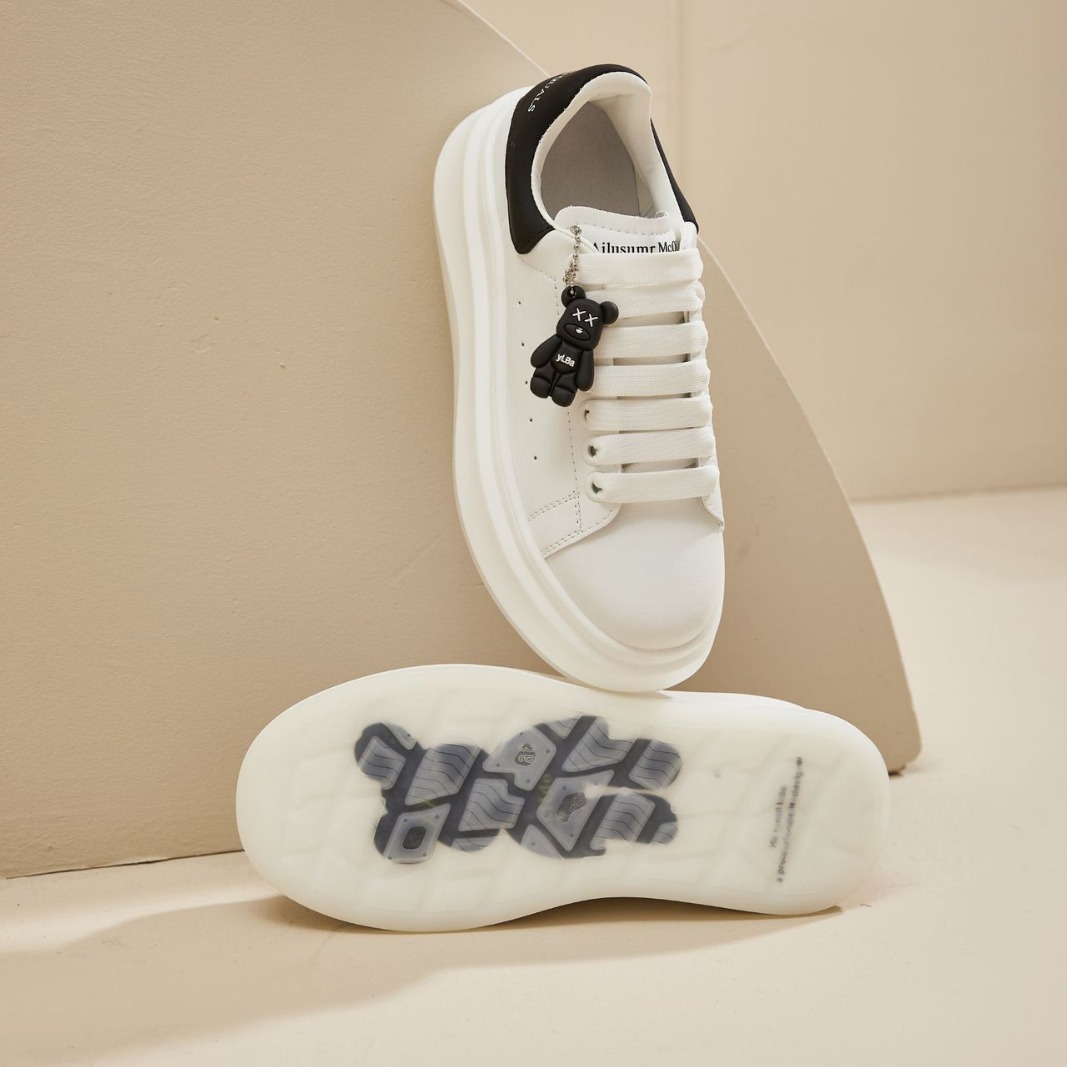 Echtes Leder Neue Vielseitige Weiße Frauen Dicke 2024 Frühling Neue Sh, Bär Sohle Super Heiße Höhe Erhöhen Bord_voghion.com