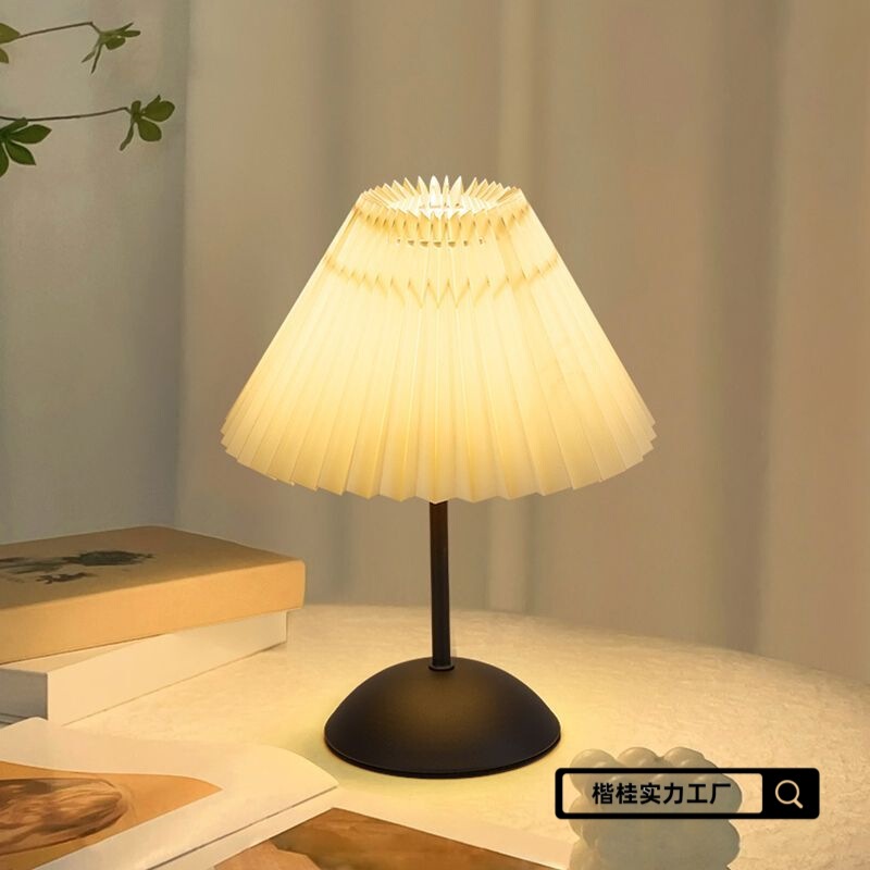Desk Lamp Cheap Home Dormitory Bedroom Sleep Bedside Lamp Atmosphere Pleated Remote Control Night Light Baby Feeding Lamp