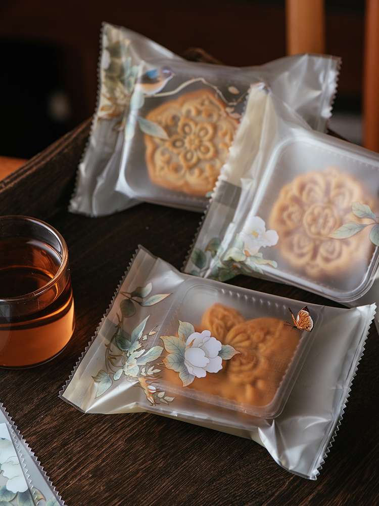 Engrosado 2024 estilo nacional de flores y pájaros nuevo paquete de pastel de luna 50g 75g de cáscara de huevo helado bolsa de sello