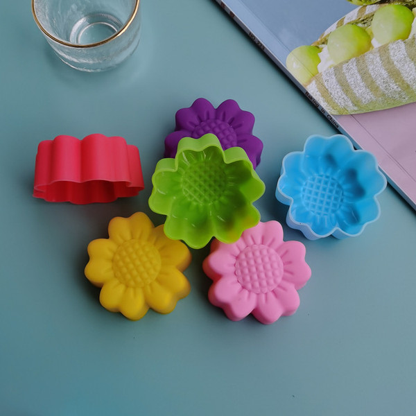 Silicone soap mold contains rose