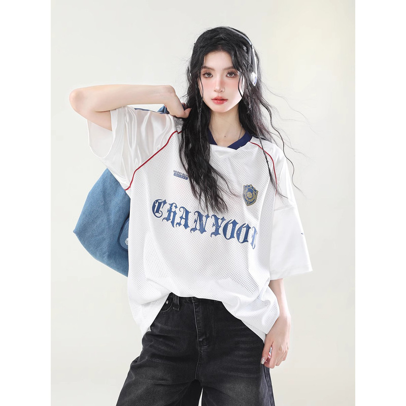 American Trendy Brand Sports Cut Out Breathable High Street Jersey Short-Sleeved T-Shirt Women's Trendy Brand Loose Design Top Ins Trend American Trendy Brand Sports Cut Out Breathable High Street Jersey Short-Sleeved T-Shirt Women's Trendy Brand Loose Design Top Ins Trend