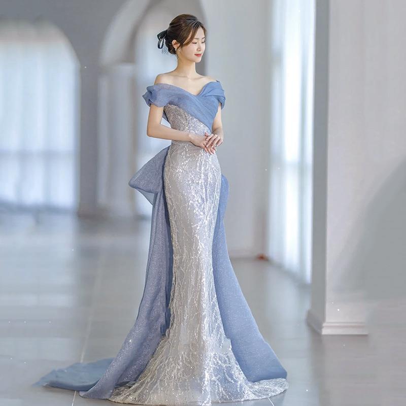 Vestido de banquete azul claro trabajo pesado con cuentas Vestido de cola de pez de lujo súper ligero de hadas vestido de tostada Reunión Anual vestido de pasarela fuera del hombro image 6