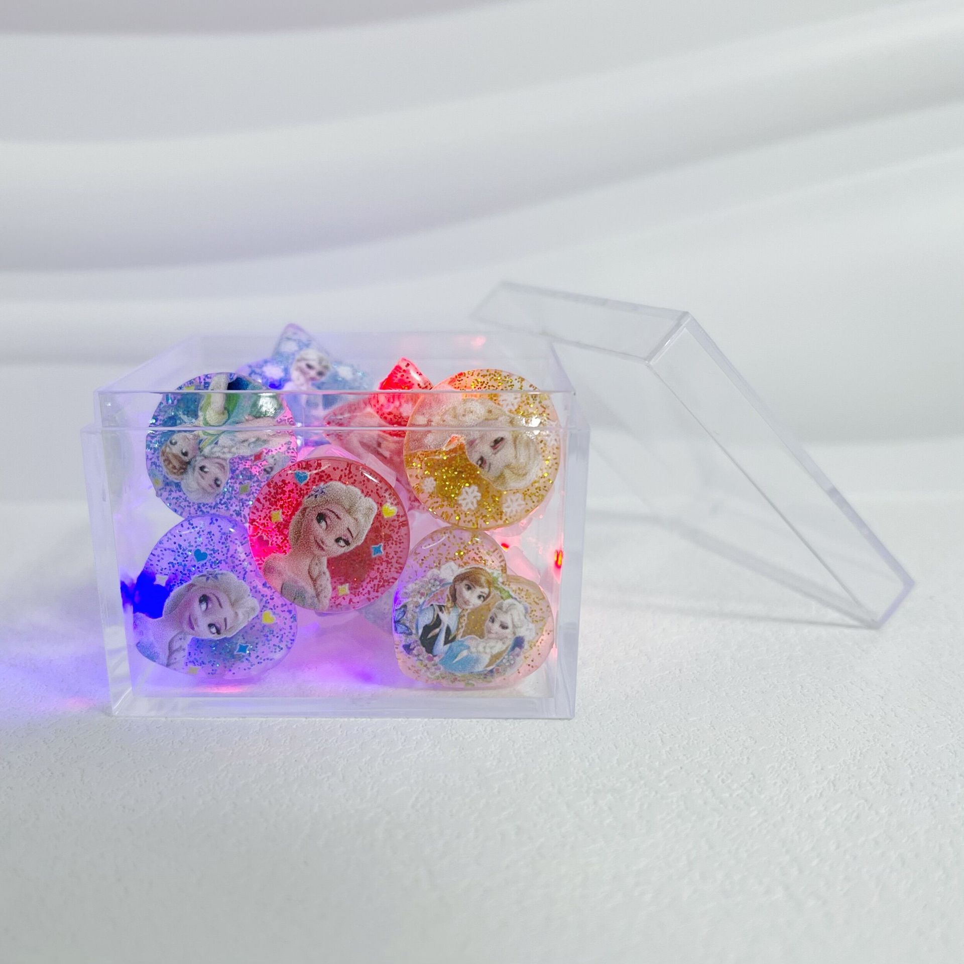 Glowing-10 princess rings (transparent boxes)
