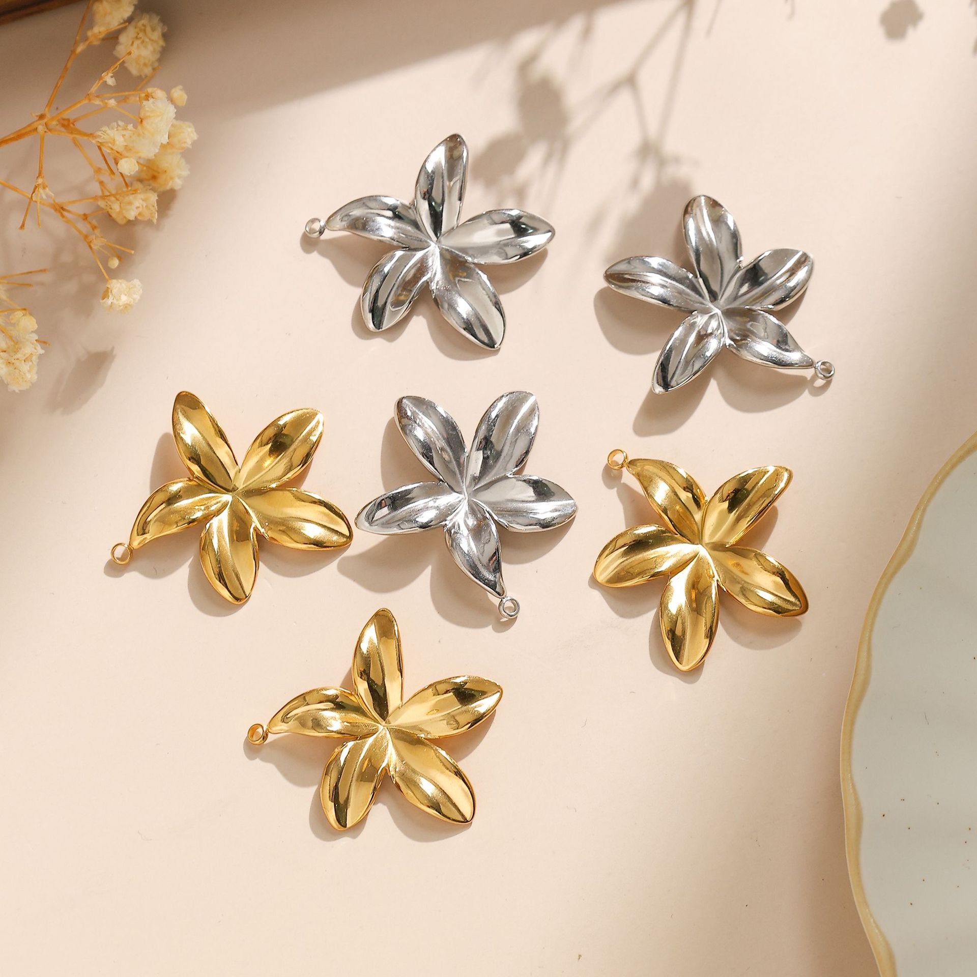 DIY Jewelry Accessories Classification 5 PCS/Package 304 Stainless Steel Flower Pendant