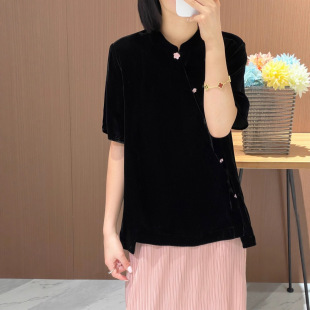 New Chinese-Style Exquisite Small Petal Button Asymmetrical Placket Silk Velvet Fabric National Style Age-Reducing Niche Temperament Top 01