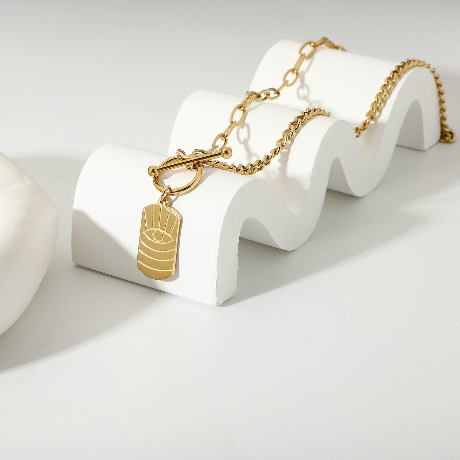 H80316ee92b614769a7c89082e25ce