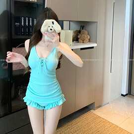 跨境批发新款绝美连体泳衣女两件套海边度假罩衫防晒感保守遮肚子