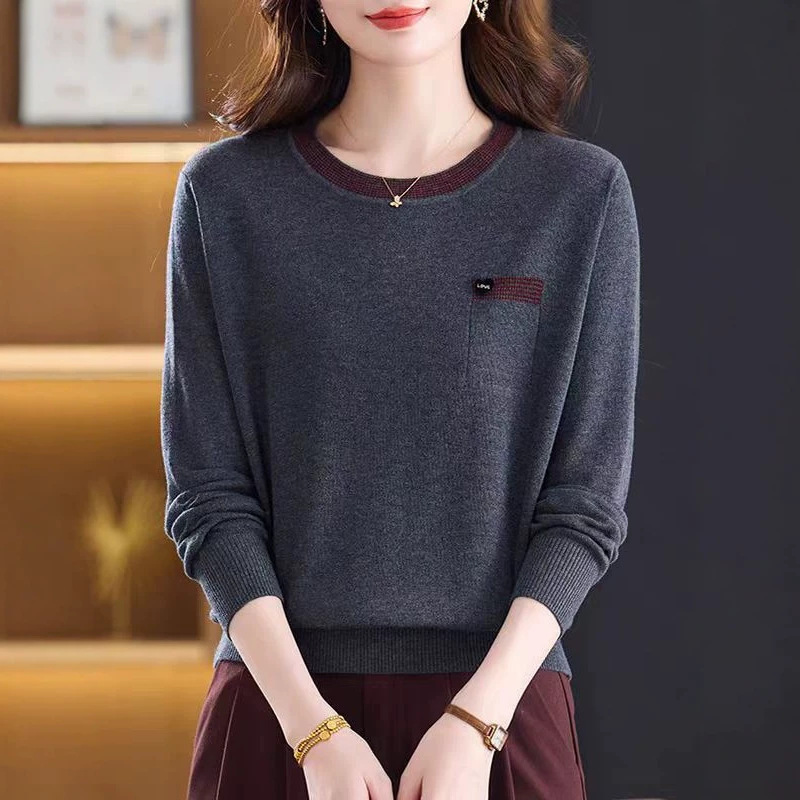 Women's cotton cashmere base shirt, round neck color-blocked sweater, autumn/winter 2026 new stylish thickened knitted top Women's cotton cashmere base shirt, round neck color-blocked sweater, autumn/winter 2026 new stylish thickened knitted top