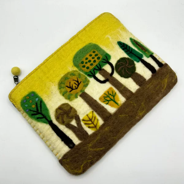 Handmade Wool Felt Computer Bag Suitable for 13inch Tablet Portable Notebook Storage, Simple, Lightweight and Luxurious iPad