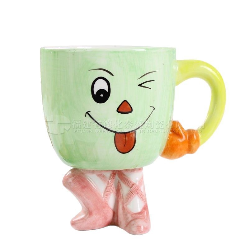 Tazas de cerámica de exportación pareja de estudiantes tazas de emoticon extrañas tazas de agua nubes blancas tazas de cerámica se pueden imprimir logotipos